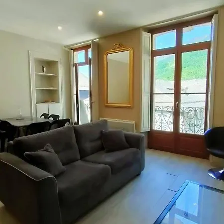 Apartment Renove 4/6 Pers. Avec Parking Au Centre De - Fr-1-234-172 Cauterets